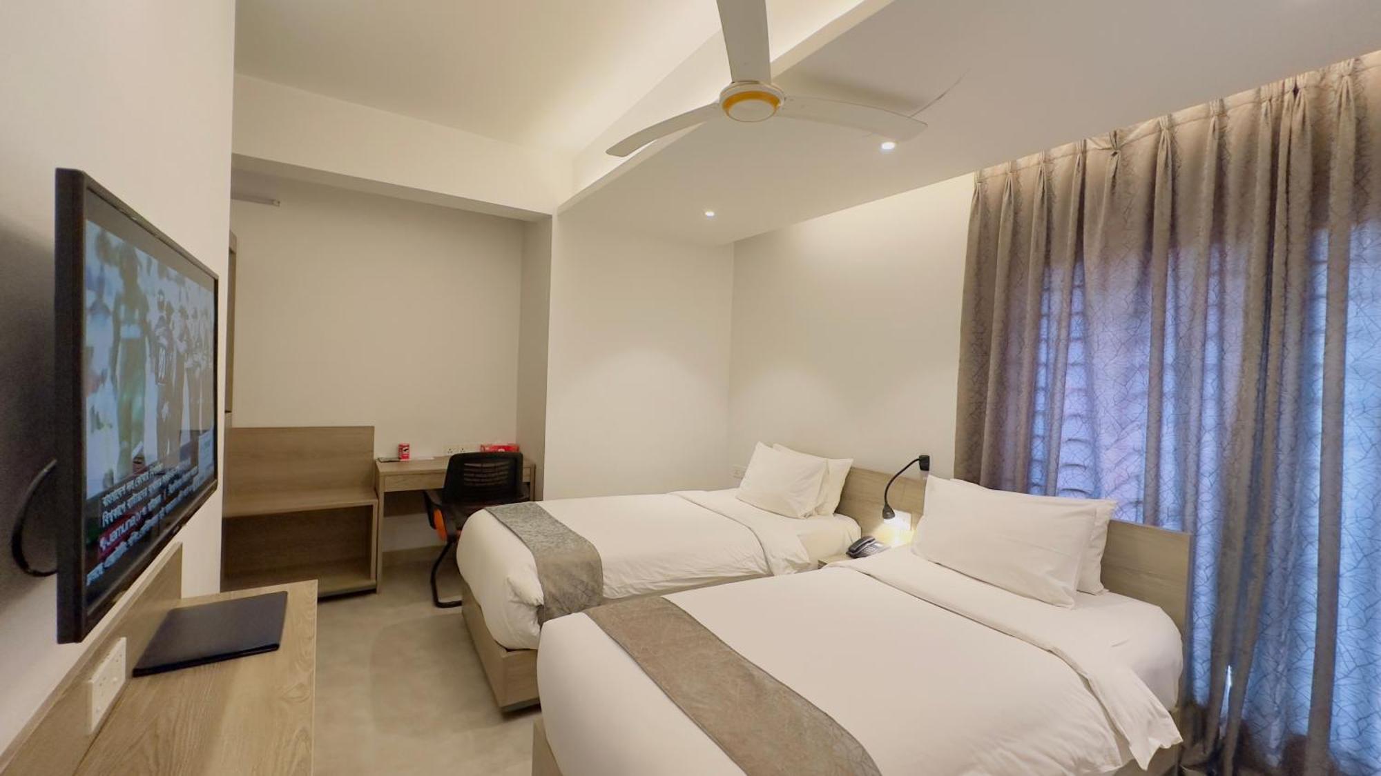 Priyo Nibash Stylish Residential Hotel Дака Екстериор снимка