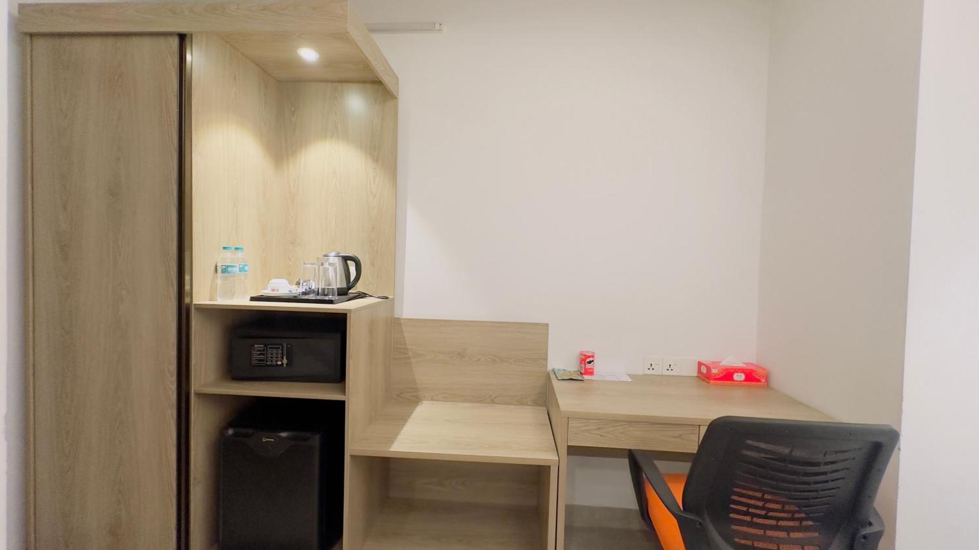 Priyo Nibash Stylish Residential Hotel Дака Екстериор снимка