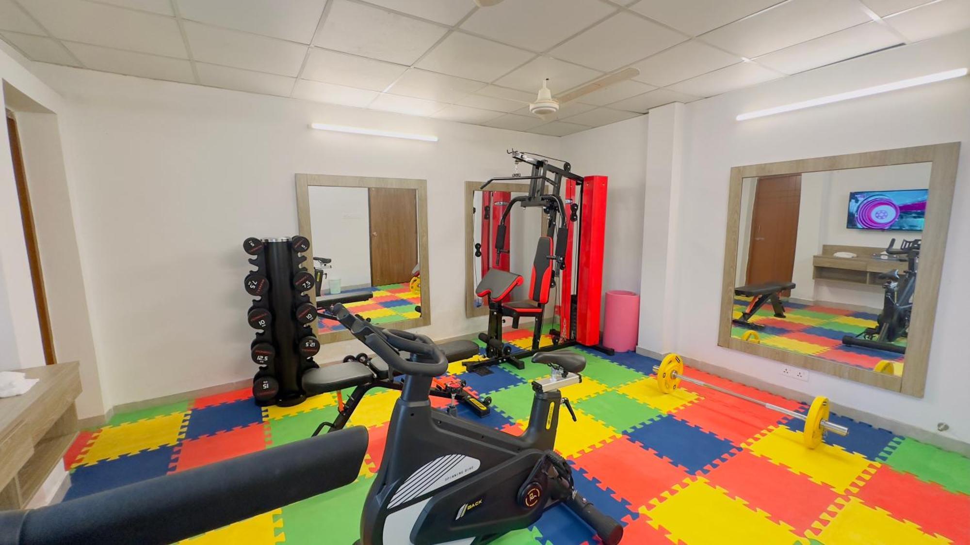 Priyo Nibash Stylish Residential Hotel Дака Екстериор снимка