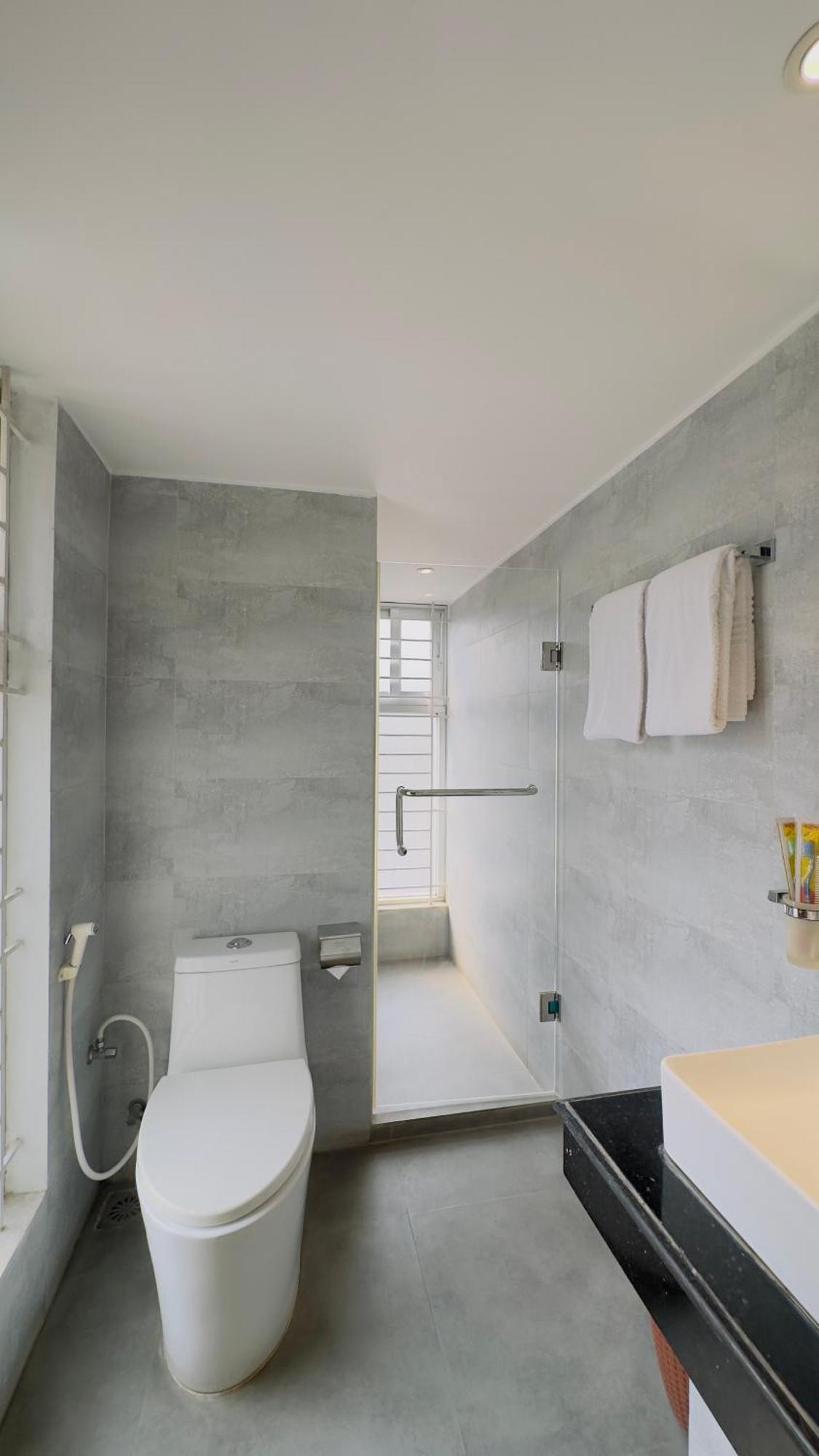 Priyo Nibash Stylish Residential Hotel Дака Екстериор снимка
